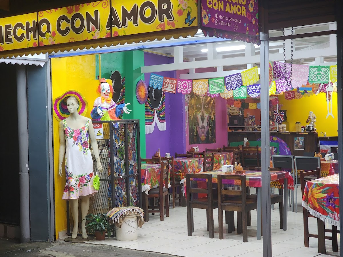 Hecho Con Amor Heredia